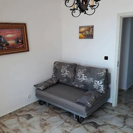 Akrotiriya نيسيبار