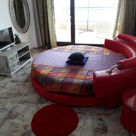 Akrotiriya نيسيبار